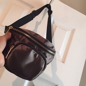 Side purse NWT